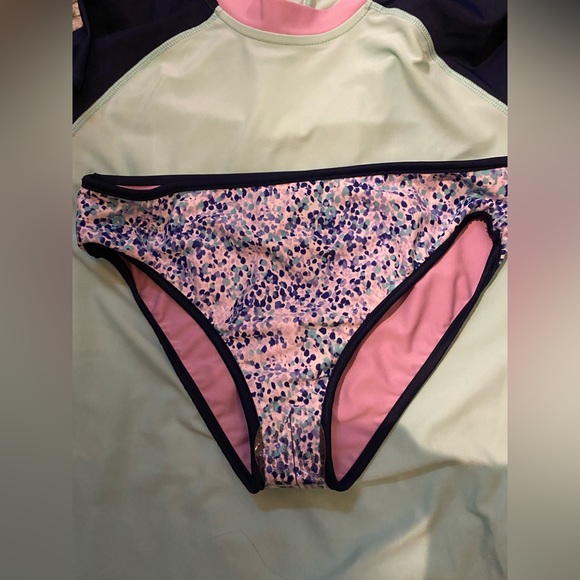 NWOT Eddie Bauer Kids Swim Suit with Reversible Bottoms sz:L (14/16) Kids - Picture 6 of 12